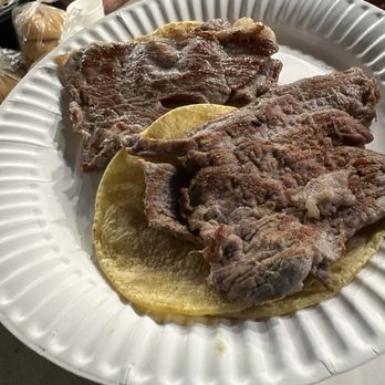 Tacos Guadalajara - Cecina tacos - before salsa bar visit - Food Trucks Near Me - Los Angeles, California Tacos Guadalajara - Cecina tacos - before salsa bar visit - Food Trucks Near Me - Los Angeles, California
