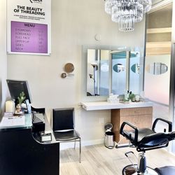 Layla Threading - Layla Threading Oak Park