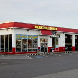 Les Schwab Tire Center