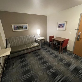 Executive Residency By Best Western Navigator Inn & Suites - Hotels Near Me - Everett, Washington Executive Residency By Best Western Navigator Inn & Suites - Hotels Near Me - Everett, Washington