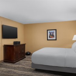 DoubleTree by Hilton Hotel Cincinnati Airport - Guest room