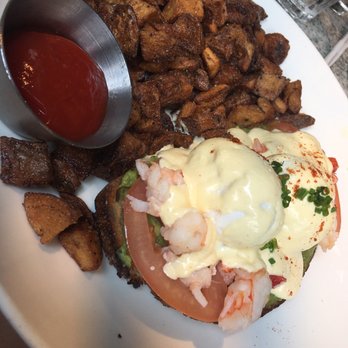 Earls Kitchen + Bar - Lobster Shrimp Benedict - New American Near Me - Boston, Massachusetts Earls Kitchen + Bar - Lobster Shrimp Benedict - New American Near Me - Boston, Massachusetts