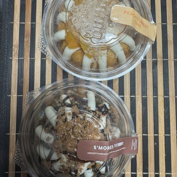 Nothing Bundt Cakes - Peach cobbler and s'mores bundtlet - Cupcakes Near Me - Lakewood, California Nothing Bundt Cakes - Peach cobbler and s'mores bundtlet - Cupcakes Near Me - Lakewood, California