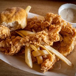 Gills Fried Chicken - 4 4pc Tenders - gravy & biscuit