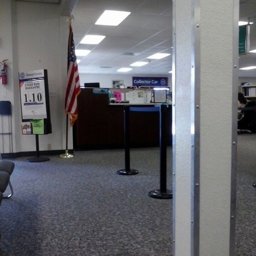 AAA Insurance - Waiting room although only waited 5 min. - Travel Services Near Me - Oceanside, California AAA Insurance - Waiting room although only waited 5 min. - Travel Services Near Me - Oceanside, California