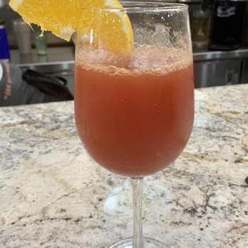 Twisted Biscuit Diner - American Near Me - Tavares, Florida