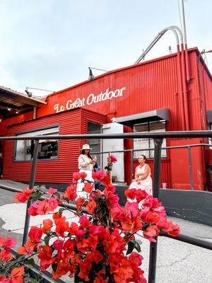 Le Great Outdoor Restaurant by null