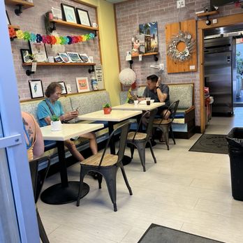 Sunny’s Local Grind - Coffee & Tea Near Me - Honolulu, Hawaii Sunny’s Local Grind - Coffee & Tea Near Me - Honolulu, Hawaii