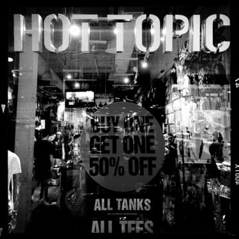 Hot Topic - Accessories Near Me - El Cajon, California