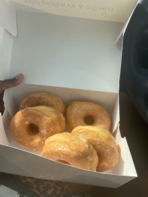 The Donut House by null