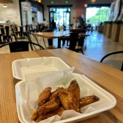 World Of Chicken - Mango habanero wings - all flats