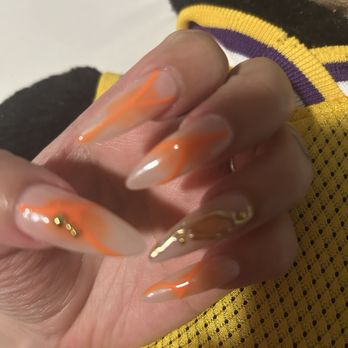 Colour Nails Spa - Nail Salons Near Me - Los Angeles, California