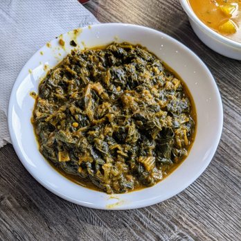 Ghareeb Nawaz - Palak paneer, surprisingly spicy and delicious - Indian Near Me - Chicago, Illinois
