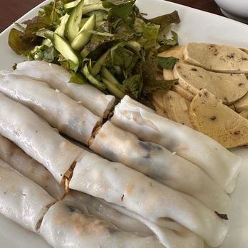 Duy's Vegetarian Cafe - Banh Bot Loc ( Dunplin Rice Roll) - Sandwiches Near Me - Houston, Texas