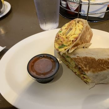 Eggs 'n Things - Waikiki Beach Eggspress - Breakfast burrito - Breakfast & Brunch Near Me - Honolulu, Hawaii Eggs 'n Things - Waikiki Beach Eggspress - Breakfast burrito - Breakfast & Brunch Near Me - Honolulu, Hawaii