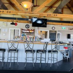Lighthouse Bistro & Pub