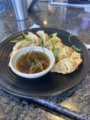 Phở Bình by null