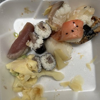 Rice N Roll - Chef Salmon Roll, Tuna Roll. Nasty. - Sushi Bars Near Me - Lutz, Florida