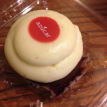 Azucar - Bday cupcake for me! - Bakeries Near Me - Ocean Beach, California