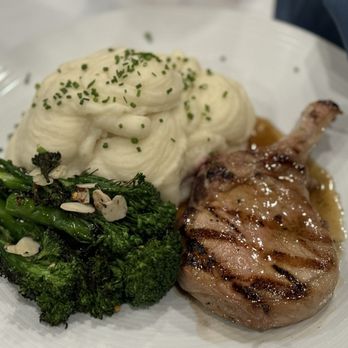Ms Jane's - Wine Bars Near Me - Fife, Washington Ms Jane's - Wine Bars Near Me - Fife, Washington