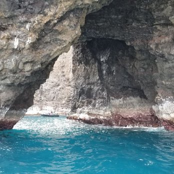 Catamaran Kahanu - Boating Near Me - Eleele Kauai, Hawaii