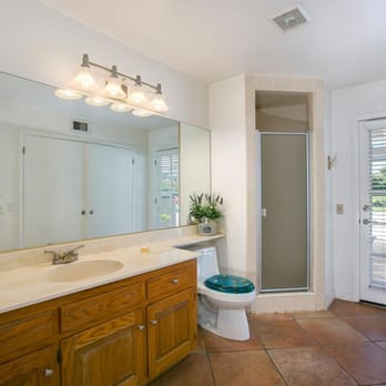 Devon Camilleri - Pacific Sotheby's International Realty - Bathroom #3 - Real Estate Agents Near Me - Carlsbad, California Devon Camilleri - Pacific Sotheby's International Realty - Bathroom #3 - Real Estate Agents Near Me - Carlsbad, California