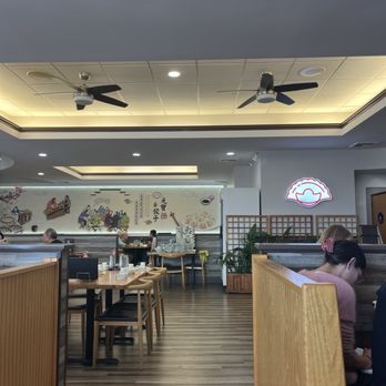 Yuanbao Jiaozi - Inside - Chinese Near Me - Burlingame, California Yuanbao Jiaozi - Inside - Chinese Near Me - Burlingame, California