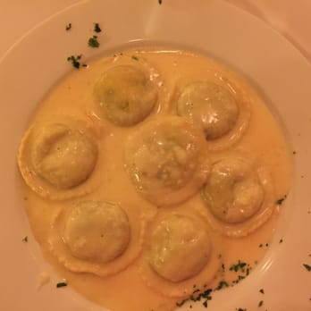 Luna Rossa - Ravioli with spinach and cheese...VERY GOOD!!!! - Italian Near Me - Tustin, California