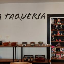 La Taqueria - Interior