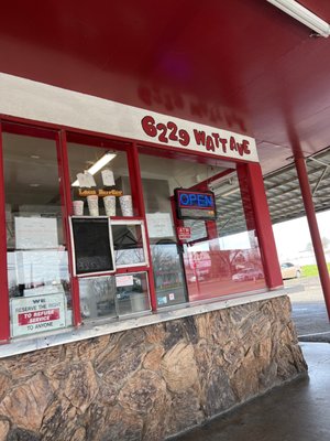 Lou's Burgers by null