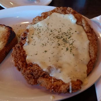 Pipeline Grill - Chicken fried steak - Pizza Near Me - Baytown, Texas