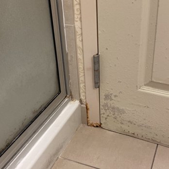 Hilton Garden Inn Amarillo - Behind the bathroom door. - Hotels Near Me - Amarillo, Texas Hilton Garden Inn Amarillo - Behind the bathroom door. - Hotels Near Me - Amarillo, Texas