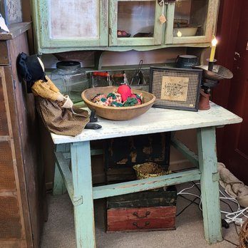 Simple Thyme Antiques & Primitives - Antiques Near Me - Frankfort, Indiana Simple Thyme Antiques & Primitives - Antiques Near Me - Frankfort, Indiana