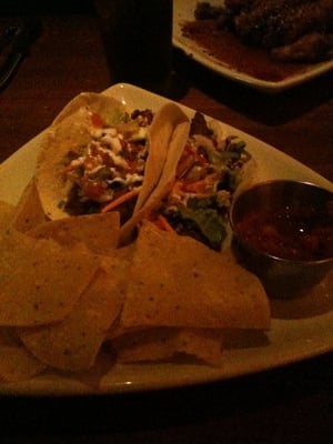 Houlihan's by null
