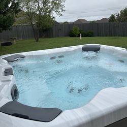 Bullfrog Spas of Oklahoma City - Bullfrog "A" series hot tub