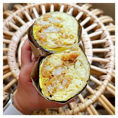 Egg Tuck by null