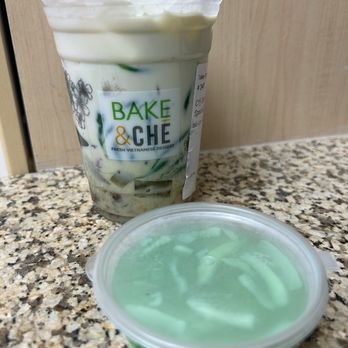 Bake & Che - C1) DB (House Special) Thch Da (Coconut Jelly) - Desserts Near Me - Garden Grove, California Bake & Che - C1) DB (House Special) Thch Da (Coconut Jelly) - Desserts Near Me - Garden Grove, California