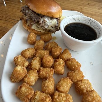 Johnny Black's LakeHouse - Burger - American Near Me - Lake Orion, Michigan