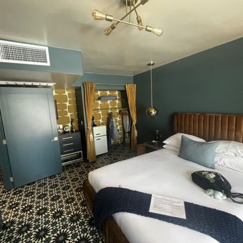 The Stardust Hotel - Awesome room with stellar decor - Hotels Near Me - Palm Springs, California The Stardust Hotel - Awesome room with stellar decor - Hotels Near Me - Palm Springs, California