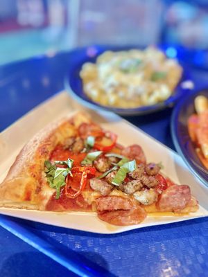 Alien Pizza Planet by null