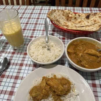 Star of India - Chicken Curry, Rice, Garlic Nan, mango lassi - Indian Near Me - Athens, Ohio Star of India - Chicken Curry, Rice, Garlic Nan, mango lassi - Indian Near Me - Athens, Ohio
