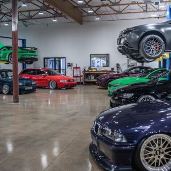 Parts Score - Inside the building - Auto Repair Near Me - Scottsdale, Arizona Parts Score - Inside the building - Auto Repair Near Me - Scottsdale, Arizona