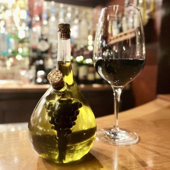 Italian Kitchen - Wine & Oil Grapes - Italian Near Me - Spokane, Washington Italian Kitchen - Wine & Oil Grapes - Italian Near Me - Spokane, Washington