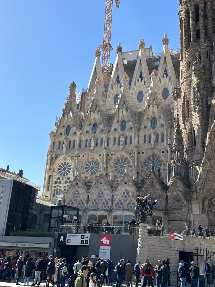 PLAÇA DE LA SAGRADA FAMÍLIA Updated March 2025 114 Photos & 16 Reviews Plaça de la Sagrada