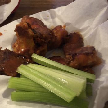 Perry's Pizza - Wings - Pizza Near Me - Huntington Beach, California