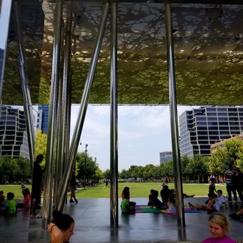 Klyde Warren Park - Muse Pravillion - Parks Near Me - Dallas, Texas Klyde Warren Park - Muse Pravillion - Parks Near Me - Dallas, Texas