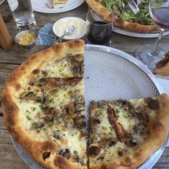 Pizza Carano - Pizza Near Me - Vancouver, British Columbia