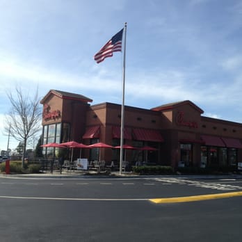 Chick-fil-A - Chick-fil-a - Fast Food Near Me - Suwanee, Georgia