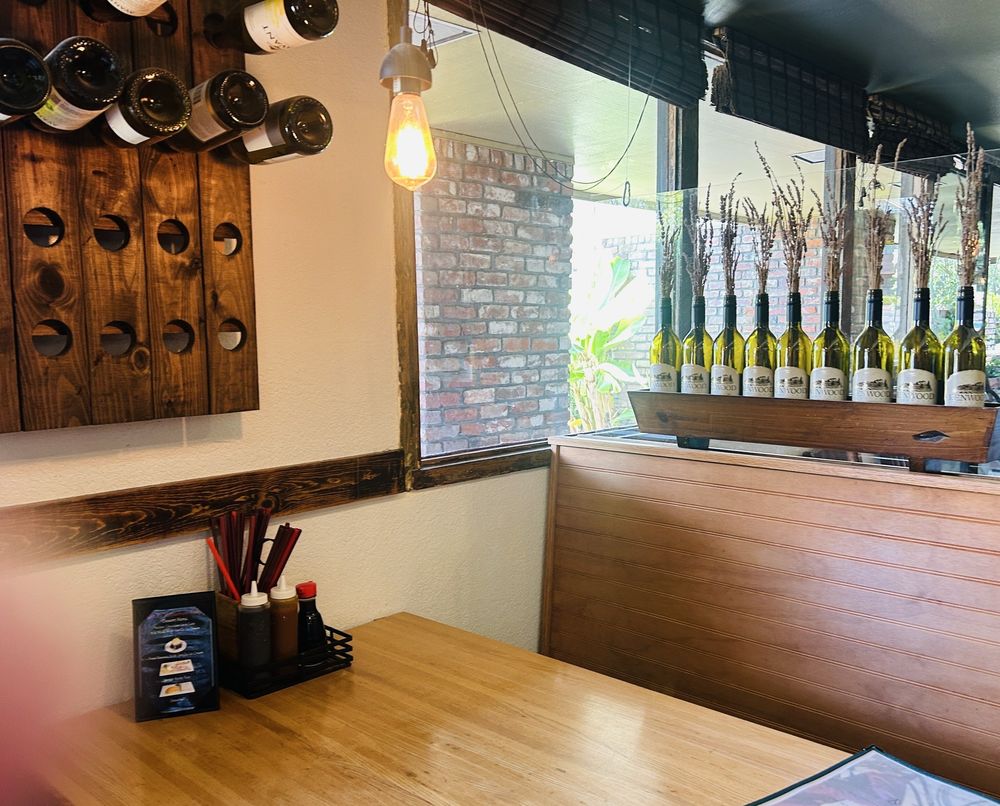 Kettles Vietnamese Bistro - Photo 2