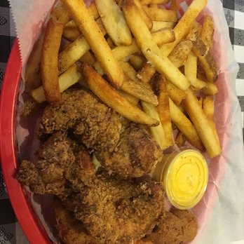 Bubba's BBQ & Bash - Calabash Chicken - Barbeque Near Me - Spartanburg, South Carolina Bubba's BBQ & Bash - Calabash Chicken - Barbeque Near Me - Spartanburg, South Carolina